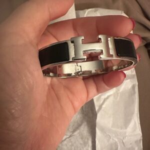 HERMES CLIC CLAC MEDIUM BANGLE